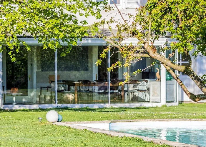 Domaine D\'Aromm - Chambres D\'Hotes & Gites - Piscine, Etangs & Animaux - Au Calme