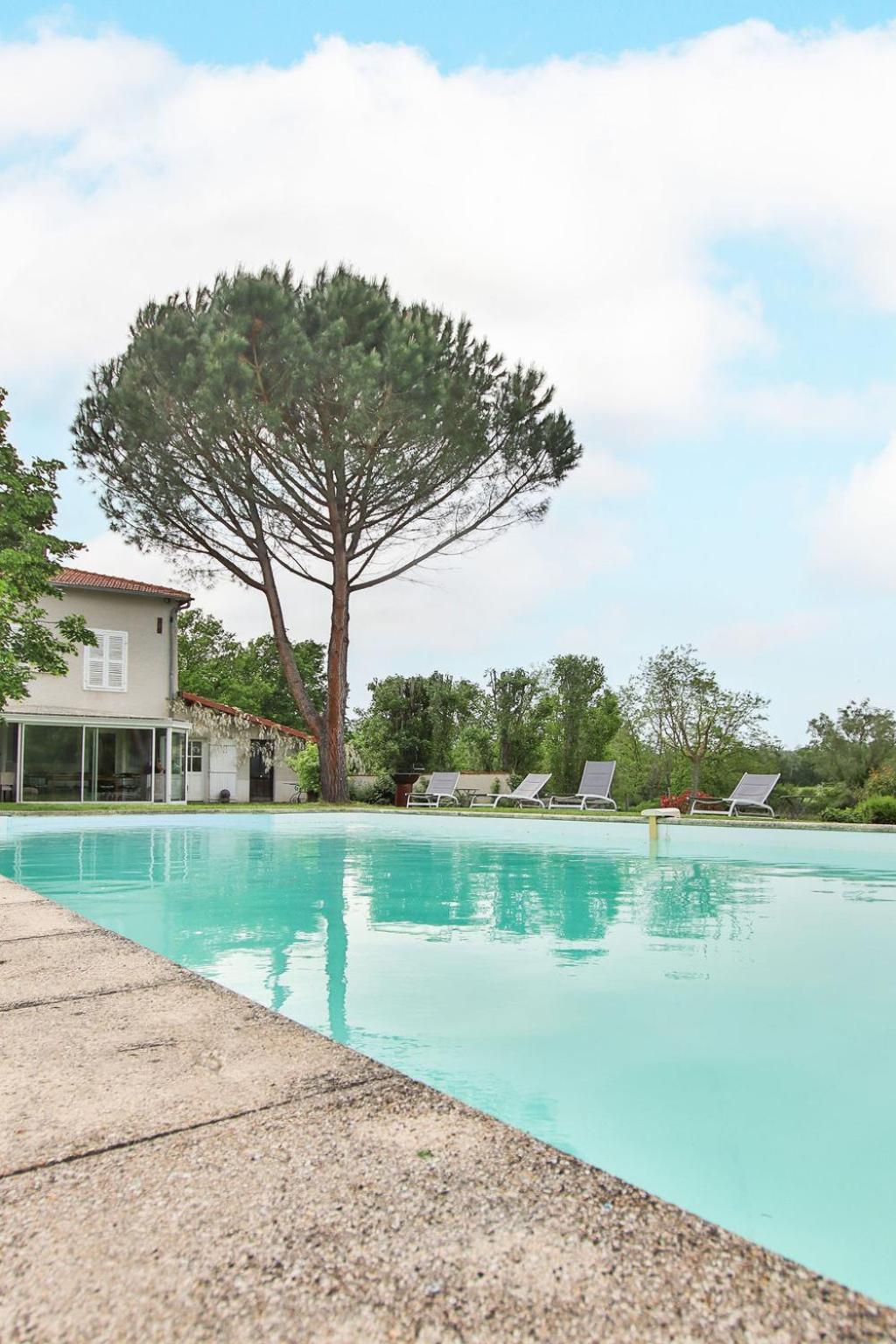 Domaine D'aromm - D'hotes & - Piscine, Etangs & Animaux - Au Calme Guest house Ouches