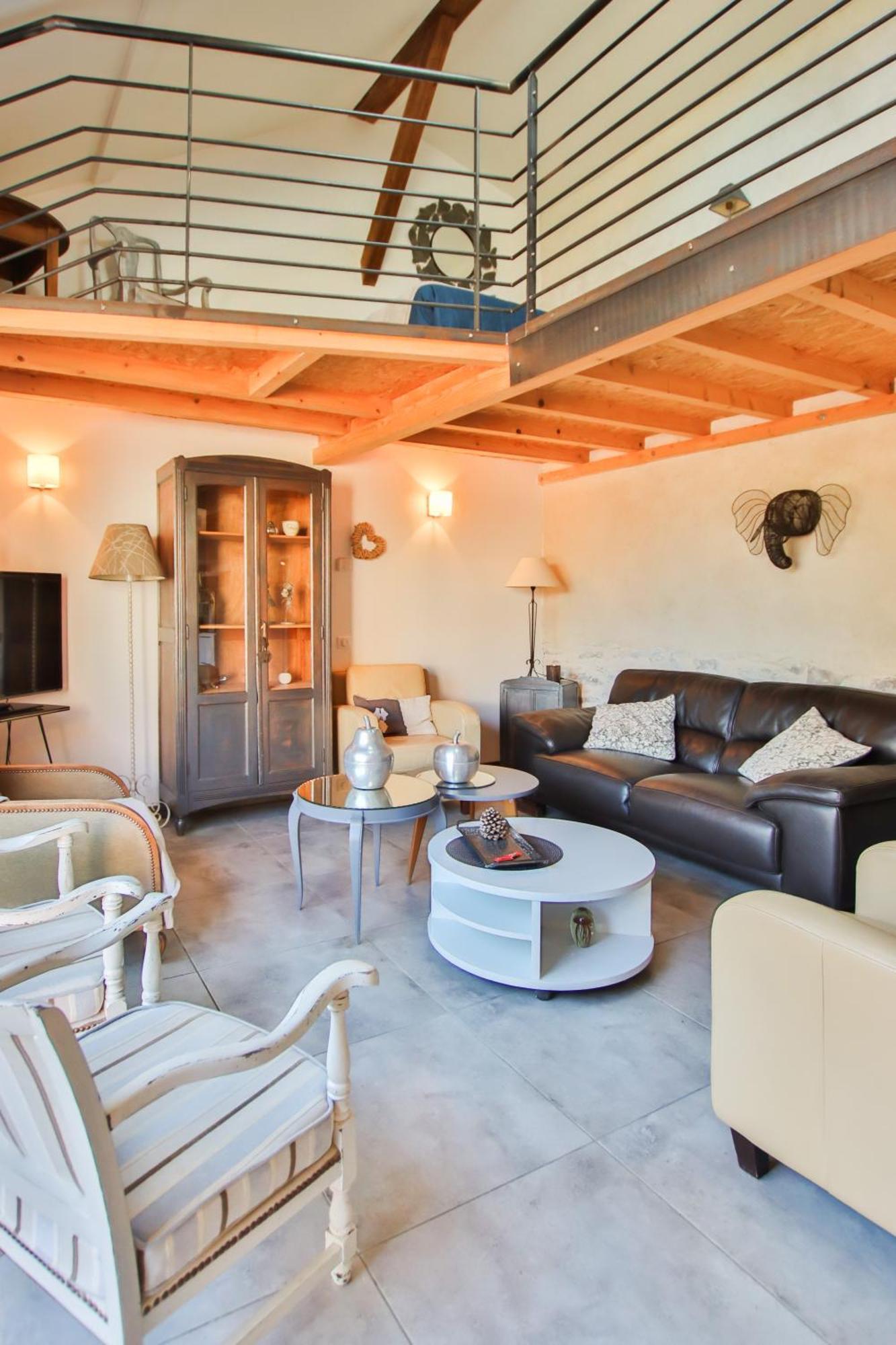 Domaine D'aromm - D'hotes & - Piscine, Etangs & Animaux - Au Calme Gasthof
