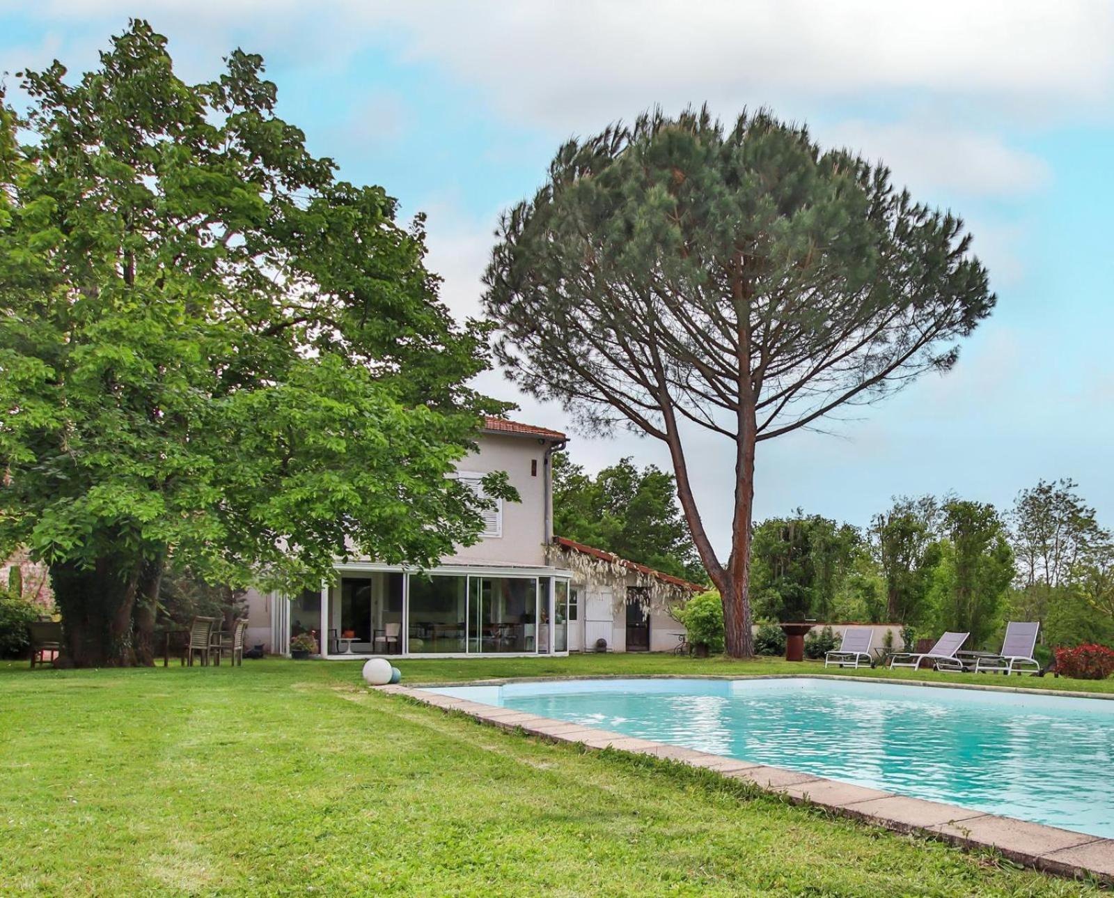 Guest house Domaine D'aromm - D'hotes & - Piscine, Etangs & Animaux - Au Calme *